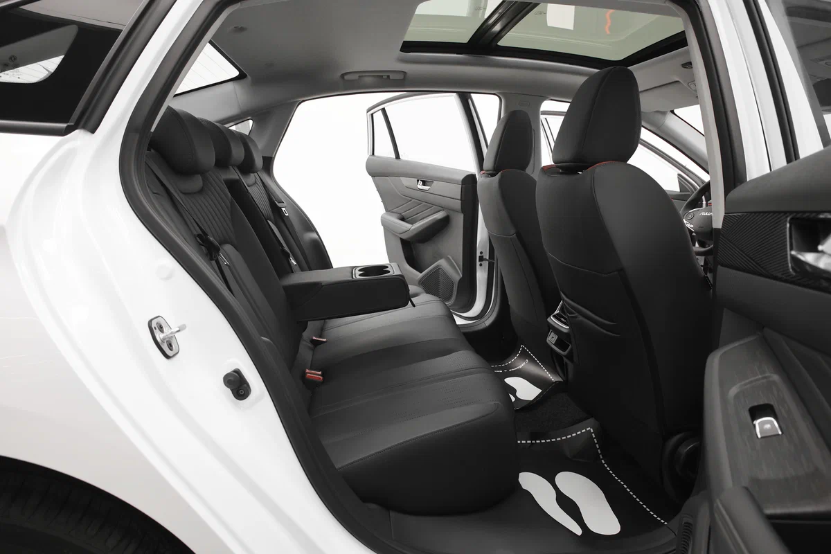 Dongfeng Shine Max - Изображение №25