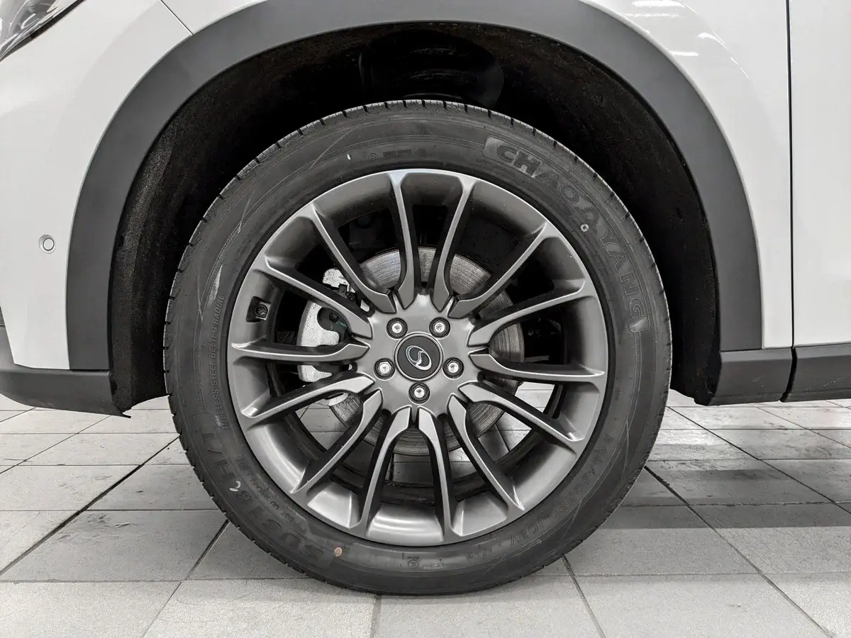 Dongfeng DFSK ix7 - Изображение №6